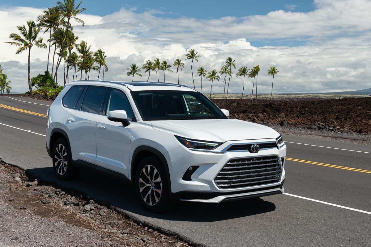 2024 Toyota Highlander Changes in Base Price and New Editions WORLEF