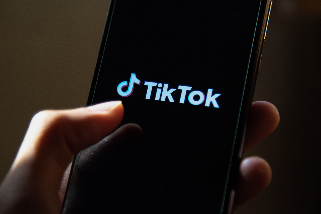 tiktok-s-transition-to-longer-videos-what-it-means-for-creators